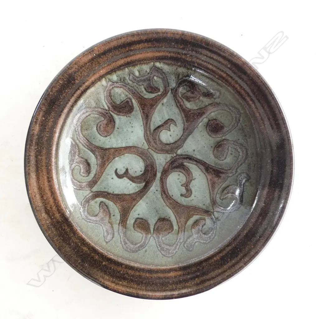 MIREK SMISEK (1925 - 2013) STUDIO POTTERY PLATTER Dia.390mm Image 1++
