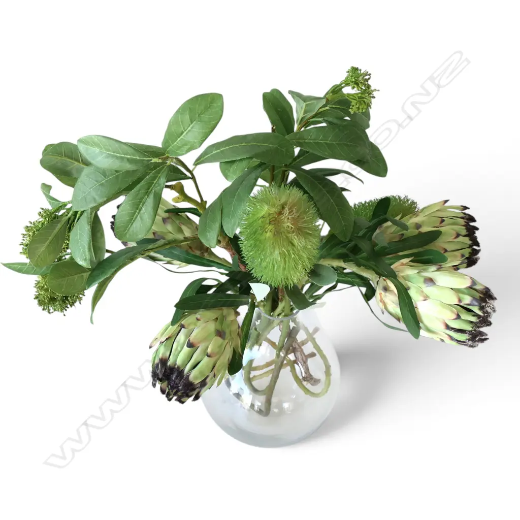 FAUX FOLIAGE WITH PROTEAS IN ROUND GLASS VASE, H.620MM Image 1++