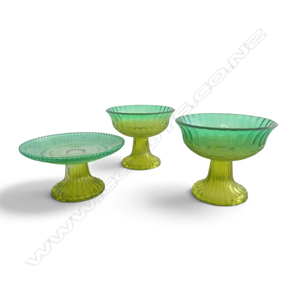 3 PIECES OF COLOURED GLASS (2 X COMPORT, 1 X TAZZA) - H.125MM Image 1++
