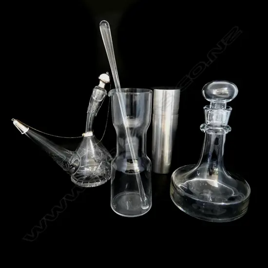 SPANISH CUT CRYSTAL PORRON, DECANTER, MIXER & SHAKER H.250mm