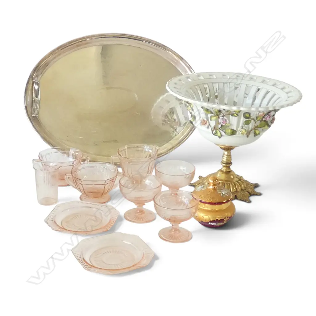 LG COMPORT H.250mm, EP TRAY W.460mm, 9 PINK GLASSES, VENETIAN LIDDED CONTAINER Image 1++