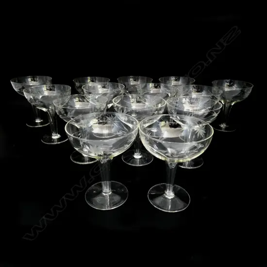 SET OF 10 & SET OF 4 HOLLOW STEM CHAMPAGNE GLASSES