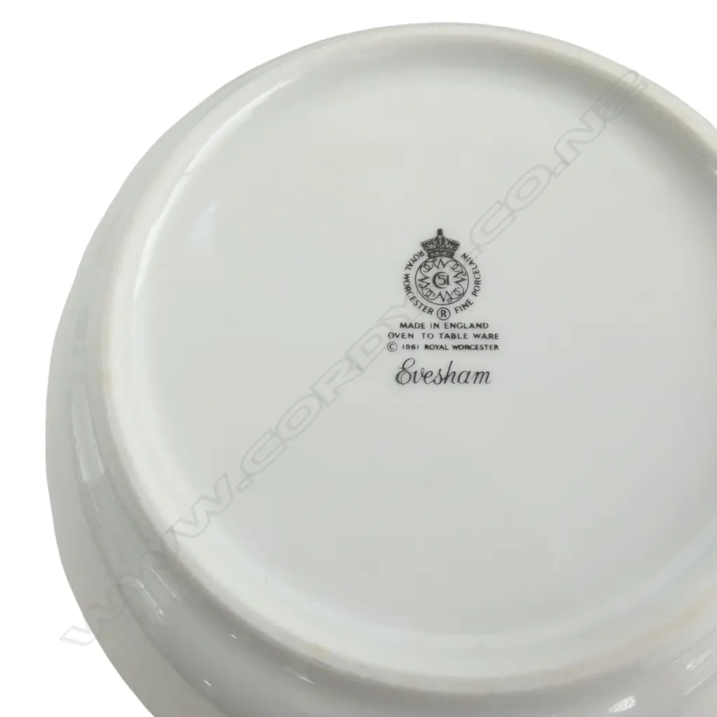 34 PCES ROYAL WORCESTER EVESHAM; 6 DINNER PLATES 255mm dia, 7 LUNCHEON, 8 SIDE PLATES, 8 CEREAL BOWLS, 5 C/S Image 1++