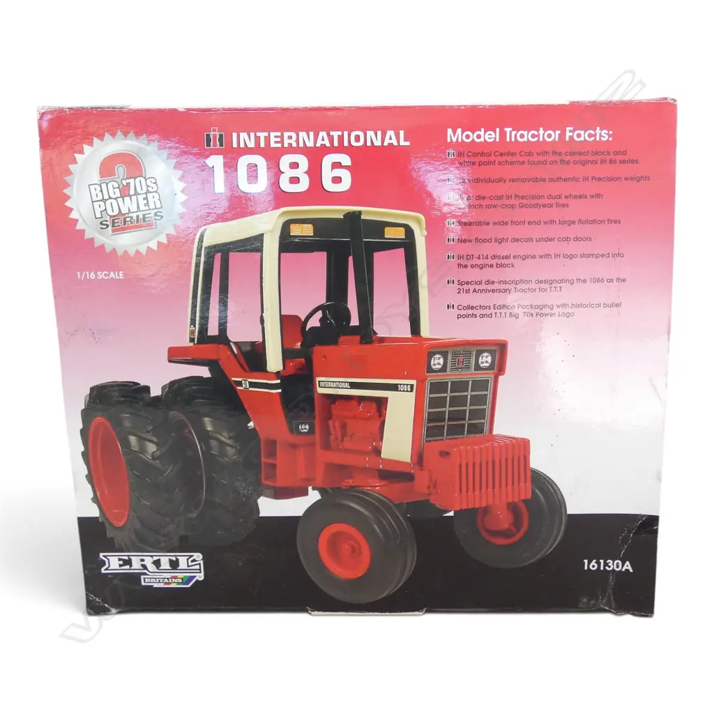 BOXED INTERNATIONAL 1086 HARVESTER TRACTOR, SCALE 1:16 MODEL Image 1++