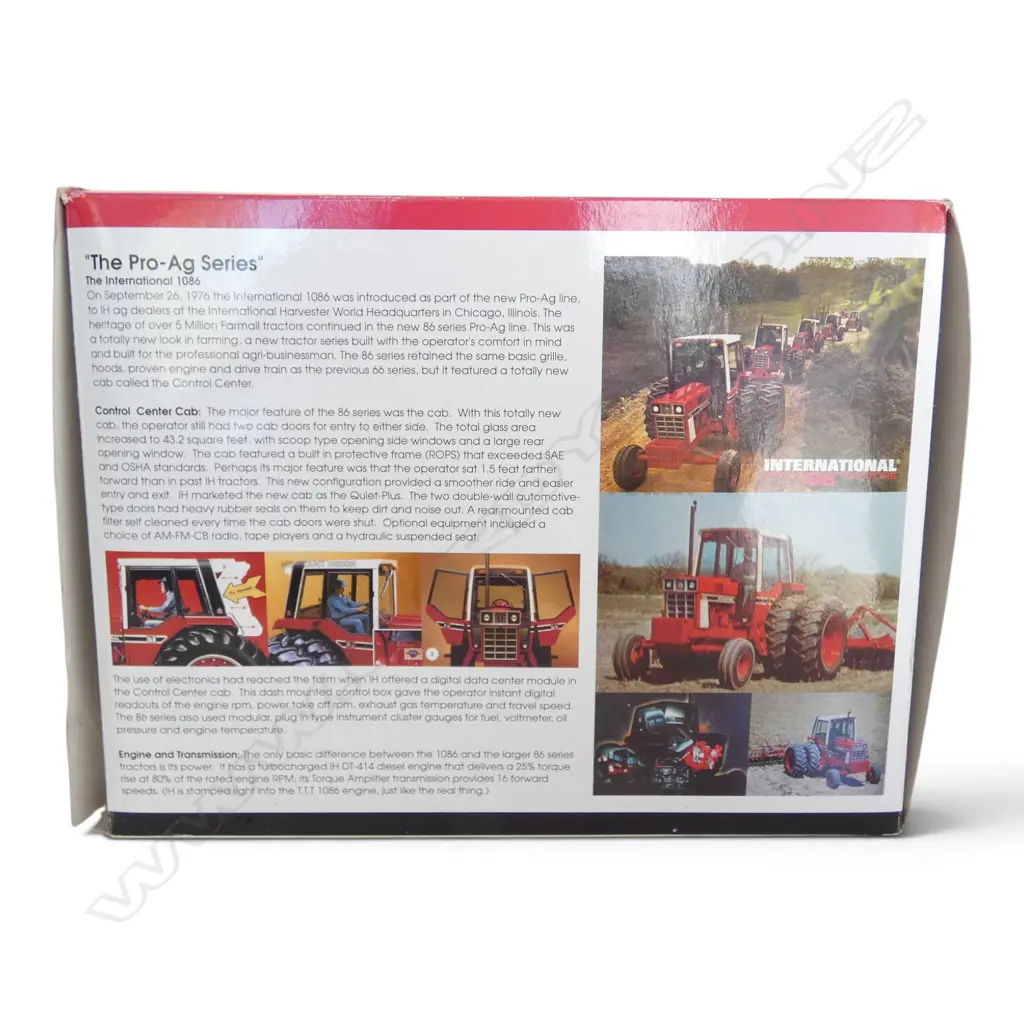 BOXED INTERNATIONAL 1086 HARVESTER TRACTOR, SCALE 1:16 MODEL Image 1++