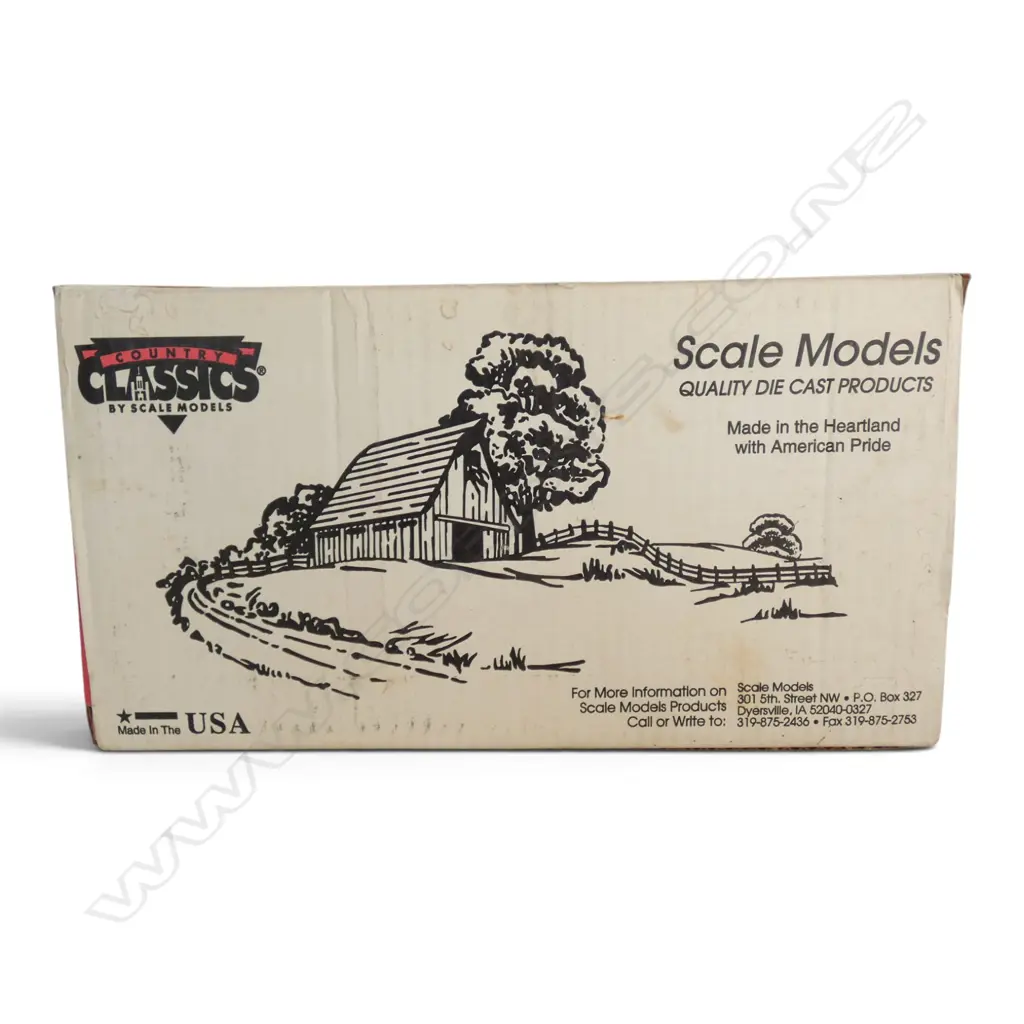 BOXED MODEL MASSEY FERGUSSON 1100 TRACTOR, SCALE 1:16 Image 1++