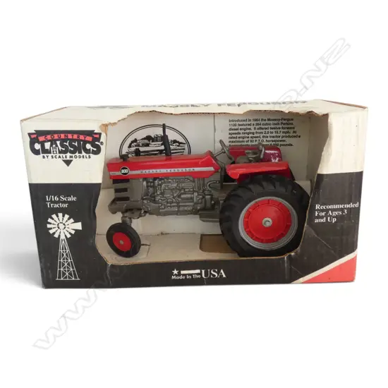BOXED MODEL MASSEY FERGUSSON 1100 TRACTOR, SCALE 1:16