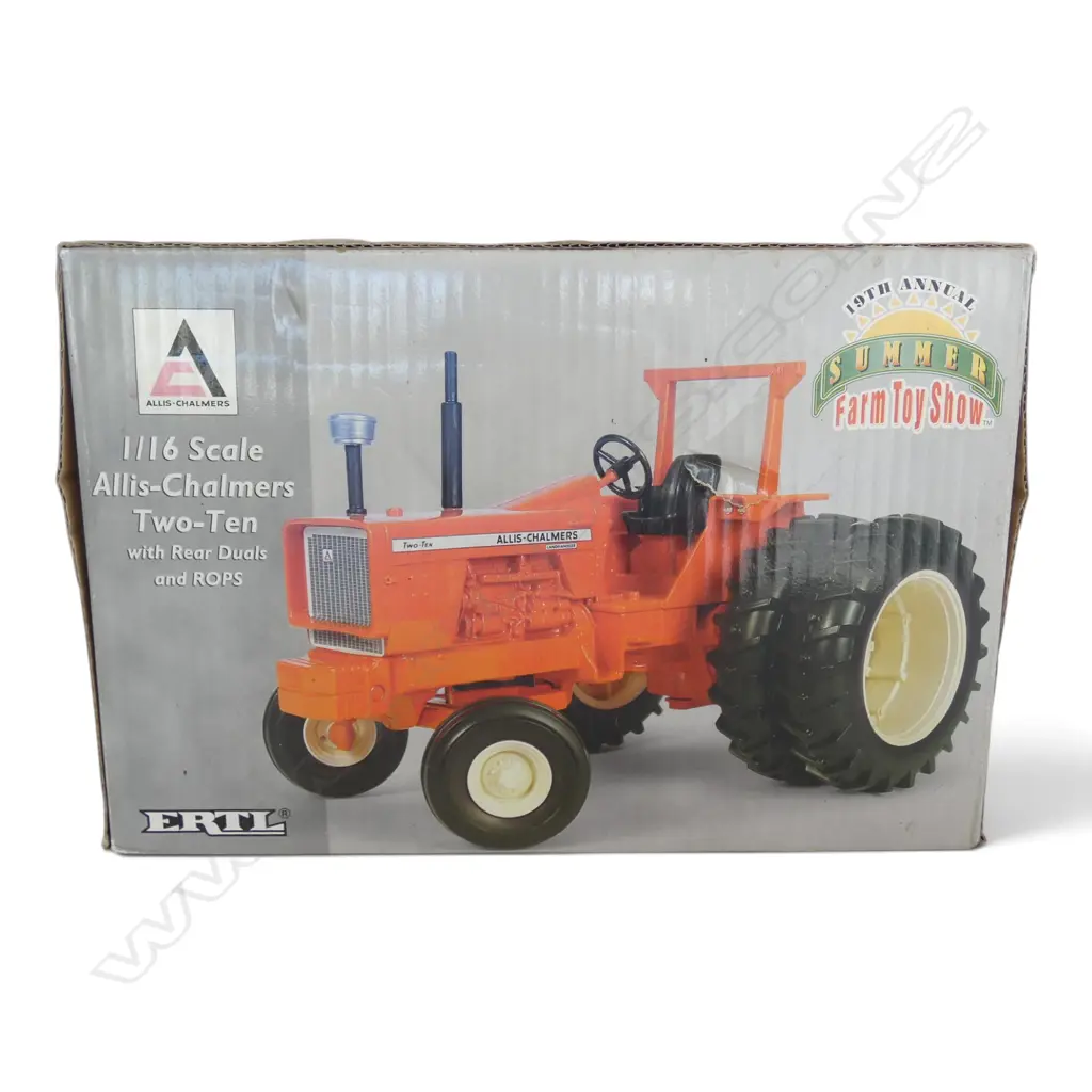 BOXED ALLIS CHALMERS TWO TEN MODEL TRACTOR, SCALE 1:16 Image 1++
