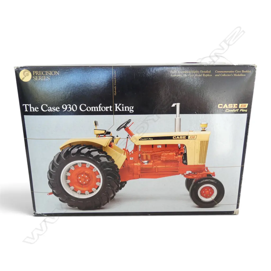 BOXED PRECISION MODEL TRACTOR COMFORT KING 930 1:16 SCALE Image 1++