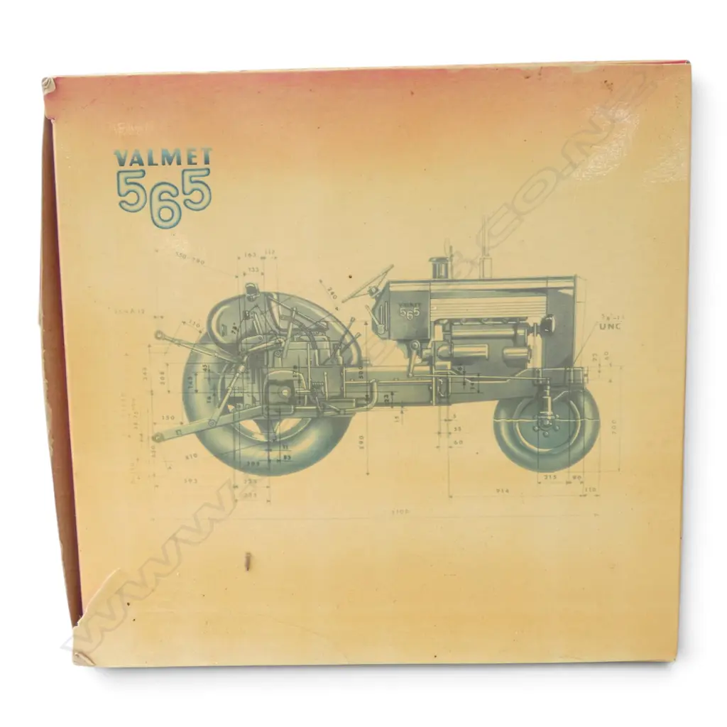2 MODEL TRACTORS SCALE 1:16; BOXED VALMET 565 manufactured 1964-8 & 1958 FORDSON DEXTA Image 1++