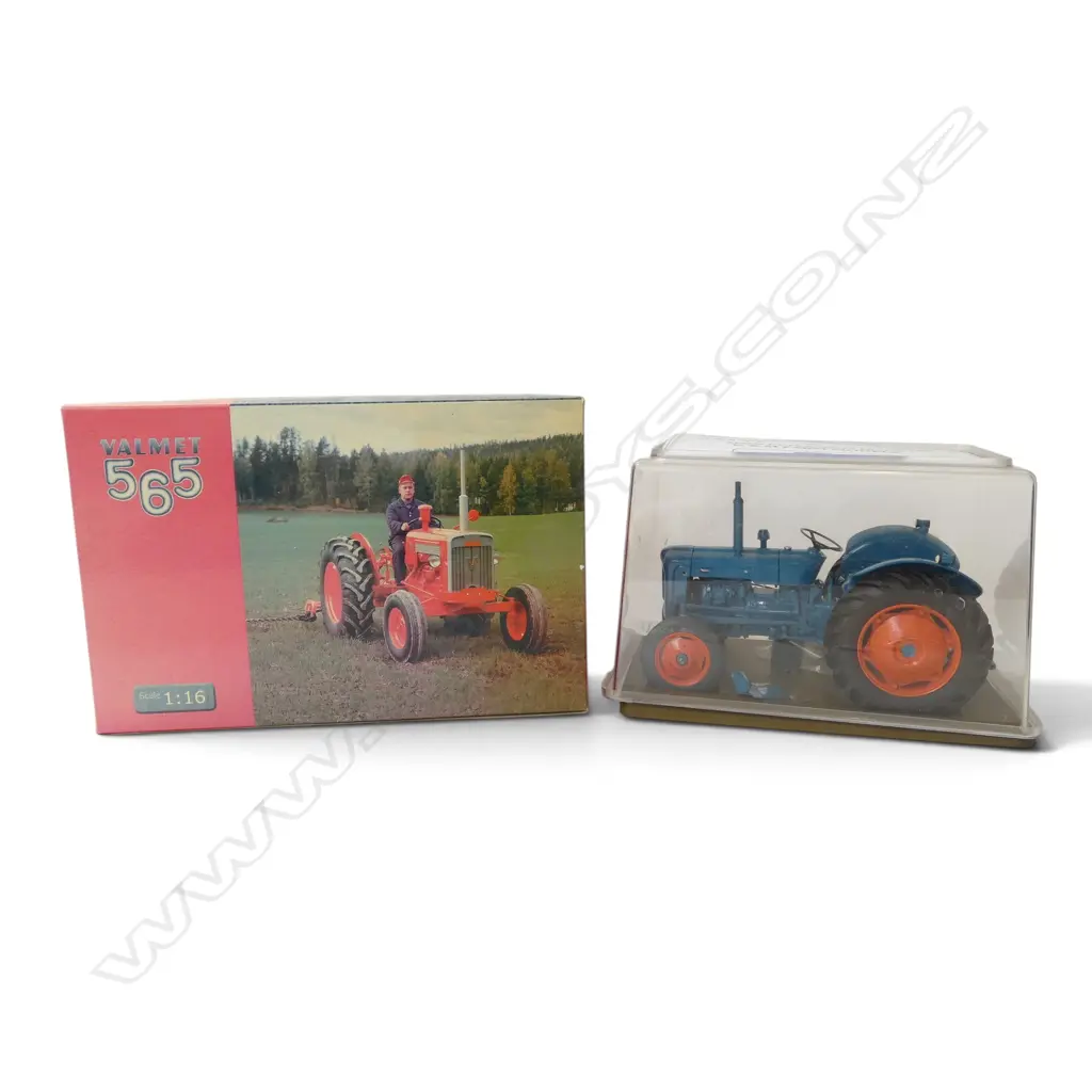 2 MODEL TRACTORS SCALE 1:16; BOXED VALMET 565 manufactured 1964-8 & 1958 FORDSON DEXTA Image 1++