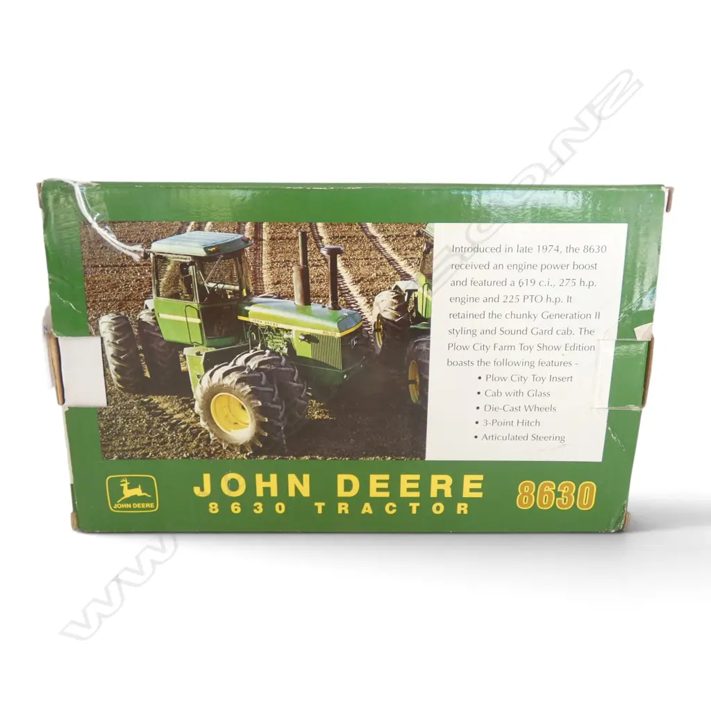 2 BOXED JOHN DEERE MODEL TRACTORS, SCALE 1:32, DIE CAST Image 1++