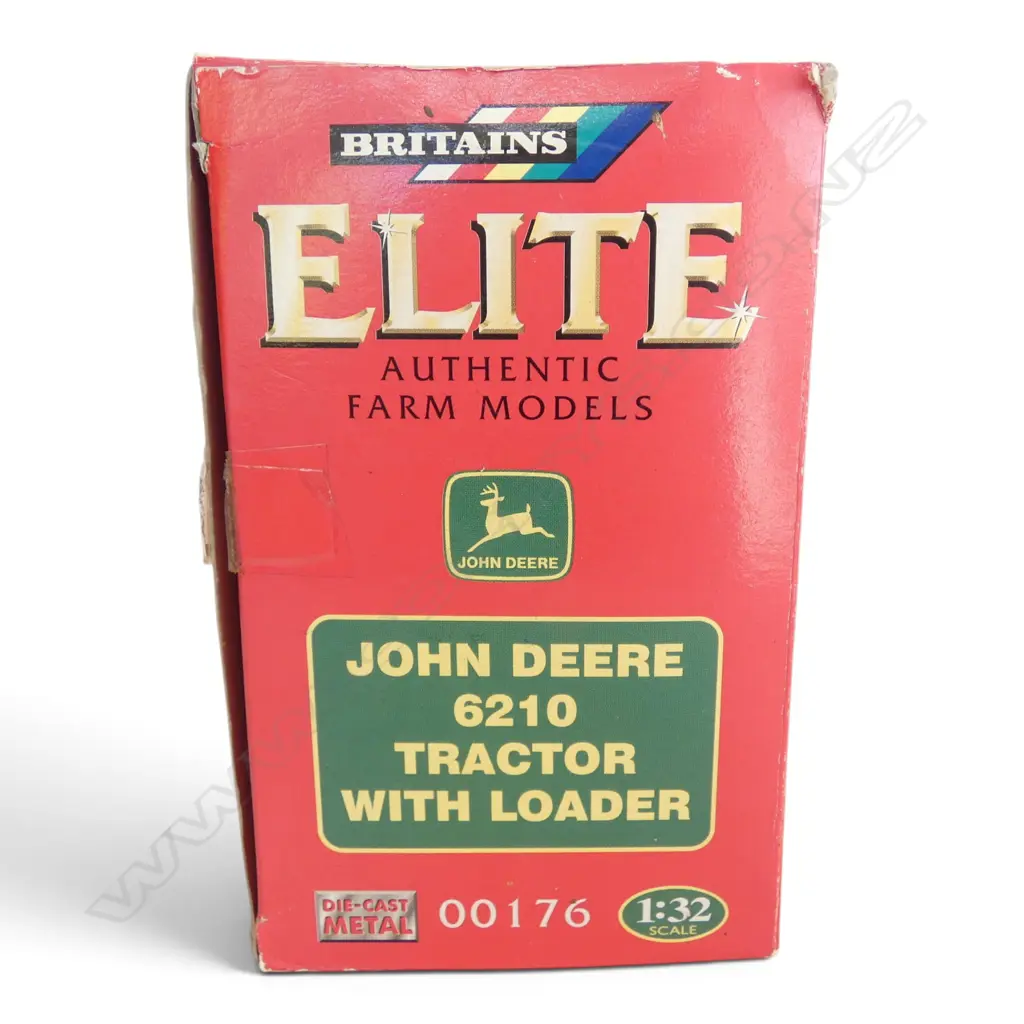 2 BOXED JOHN DEERE MODEL TRACTORS, SCALE 1:32, DIE CAST Image 1++