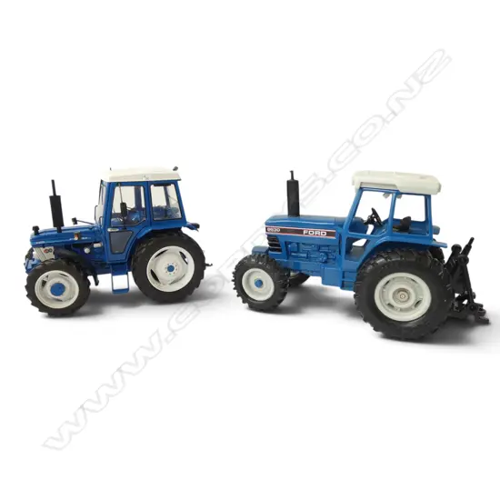 2 BOXED MODEL FORD TRACTORS SCALE 1:32