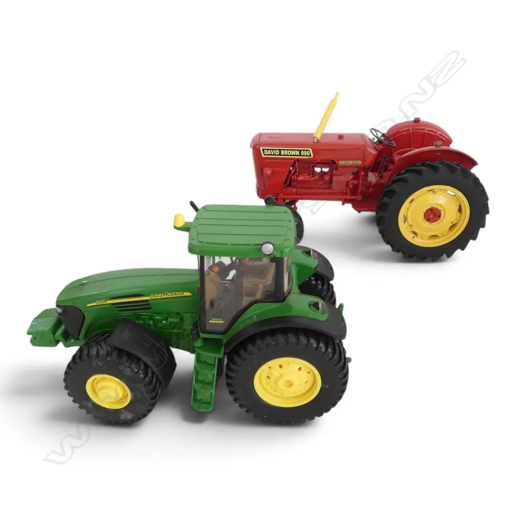 2 BOXED MODEL TRACTORS; JOHN DEERE 7920 SCALE 1:32 & RJN CLASSIC 1965 DAVID BROWN 990 Image 1++