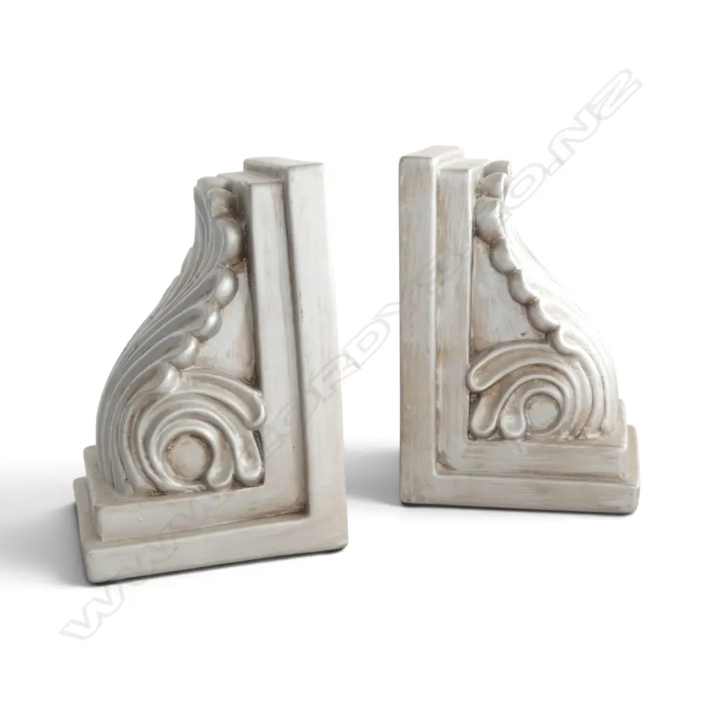 PAIR OF SCROLL CORBEL BOOKENDS, L.150mm H.215mm Image 1++