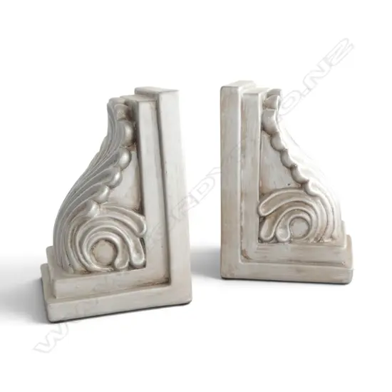 PAIR OF SCROLL CORBEL BOOKENDS, L.150mm H.215mm