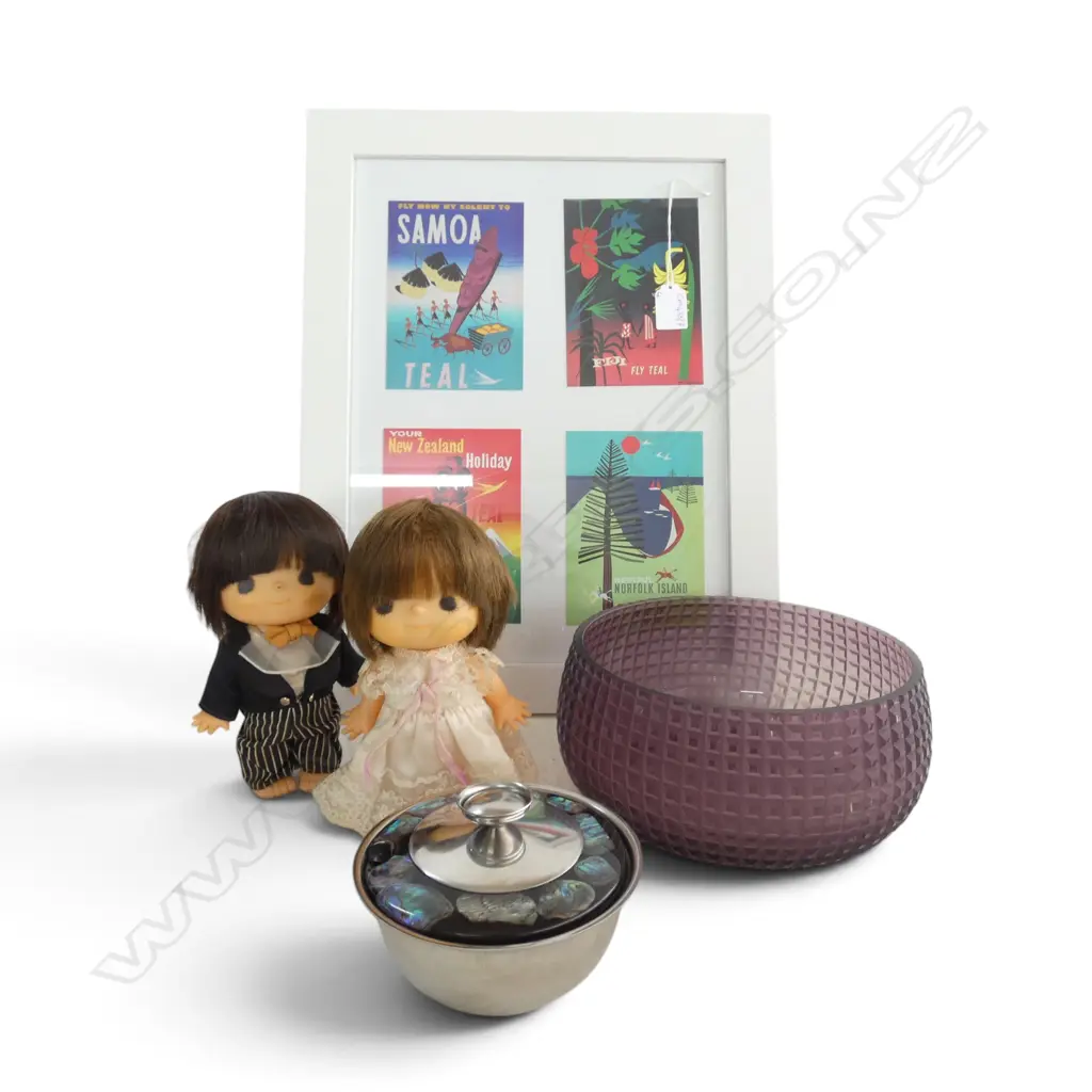 4 ITEMS; PURPLE GLASS BOWL 220mm dia, LIDDED CONTAINER w. PAUA, 2 DOLLS, TEAL PRINT 390x285mm Image 1++