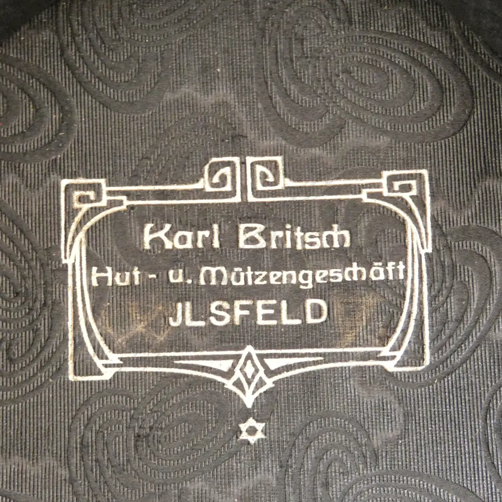 VINTAGE GERMAN TOP HAT w. box Image 1++