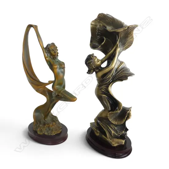 2 DECO STYLE RESIN FIGURES H.525, 440mm