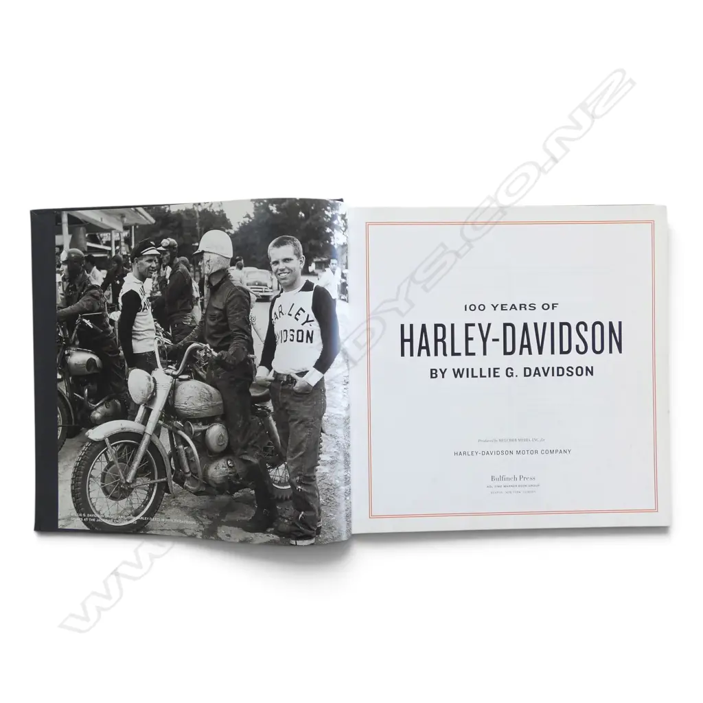 HARLEY DAVIDSON '100 YEARS' BOOK & PLAQUE 390x530mm Image 1++