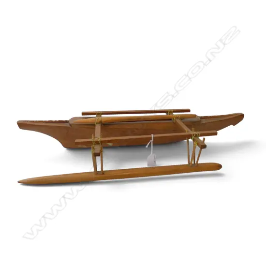 LARGE CARVED WOOD MODEL SAMOAN ISLAND OUTRIGGER CANOE L710