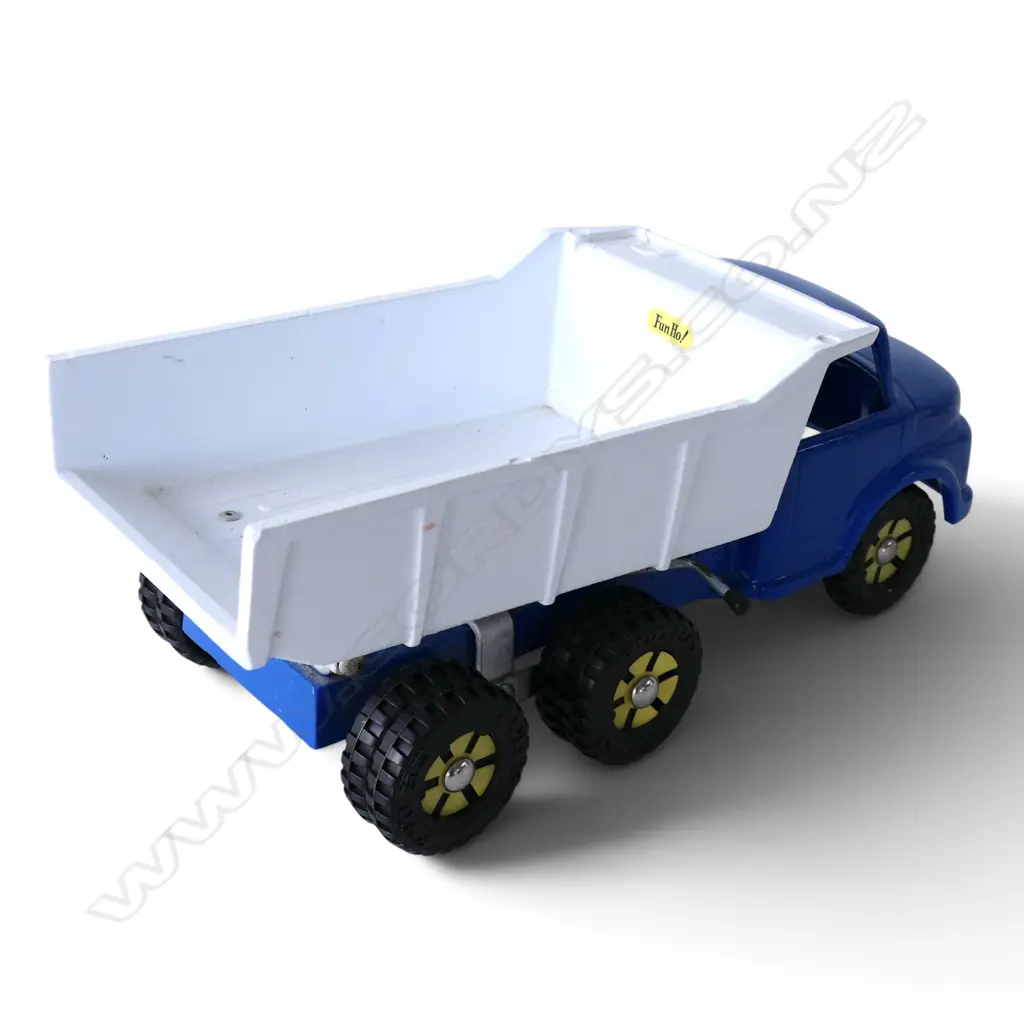 VINTAGE FUN HO MODEL 702 TIP TRUCK L480MM Image 1++