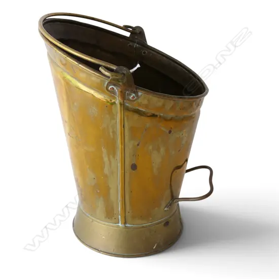 BRASS COAL SCUTTLE, H.350mm L.250mm