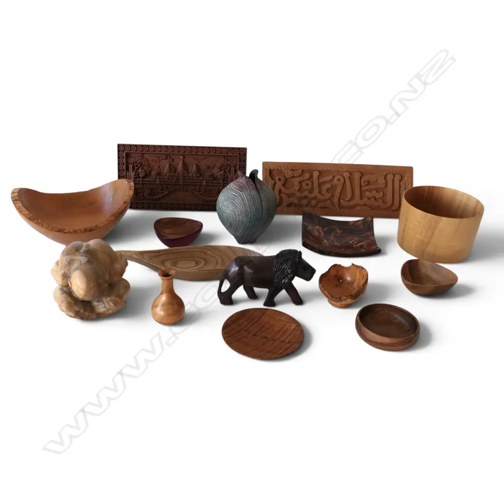 ASST. TURNED WOOD ETC Image 1++