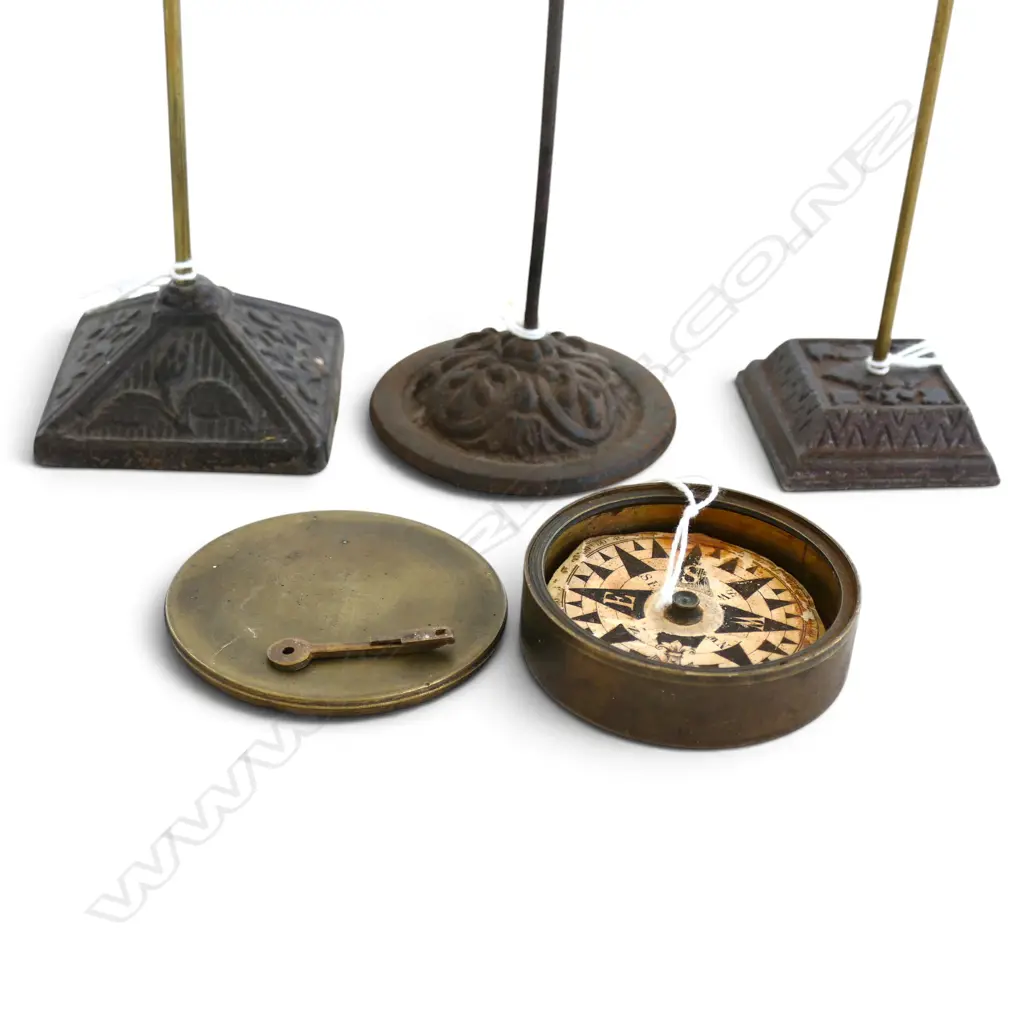 3 VICTORIAN CAST IRON LETTER SPIKES & BRASS COMPASS CASE (COMPASS A/F), H.150mm-170mm Image 1++