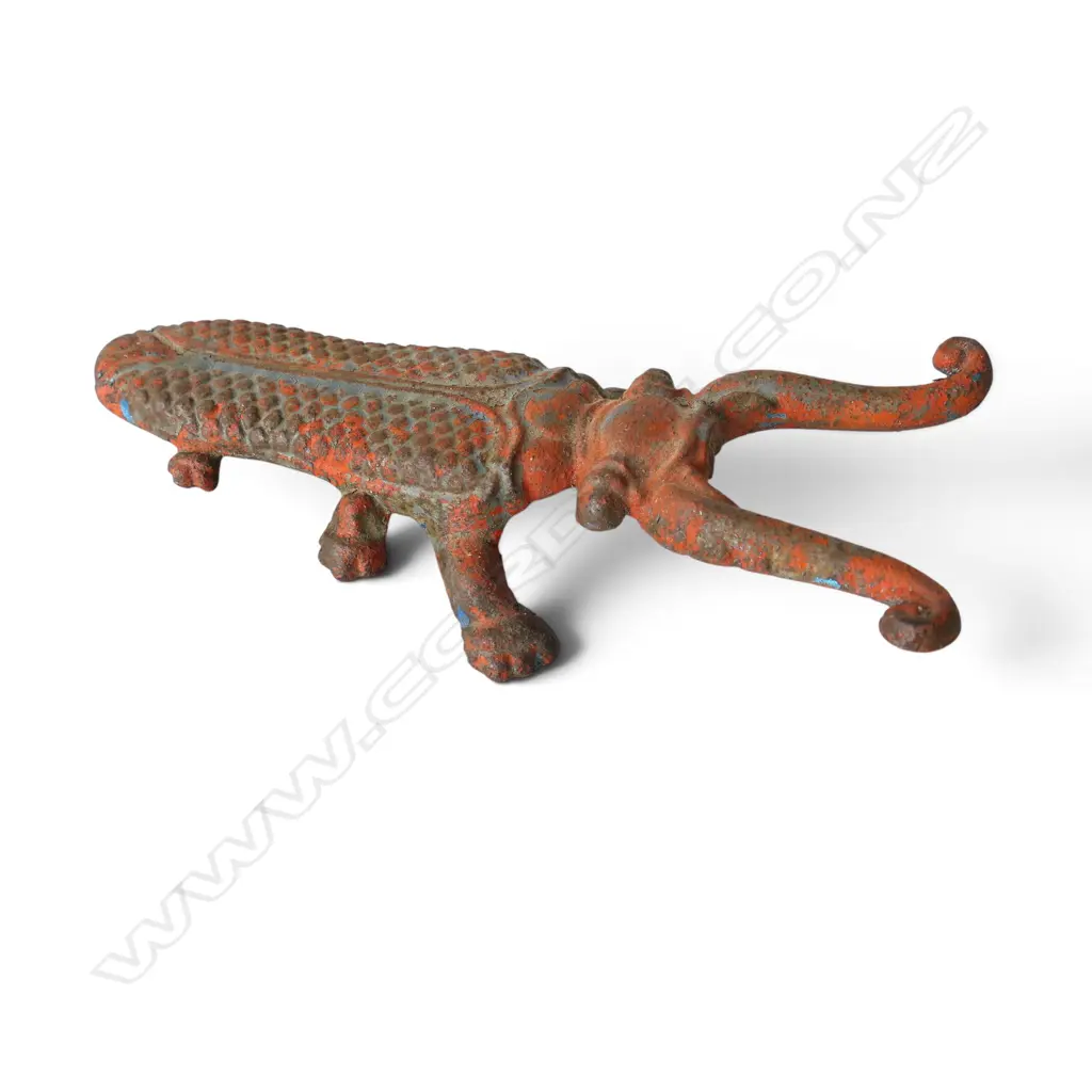 VINTAGE CAST IRON BEETLE BOOT JACK, L.285mm Image 1++