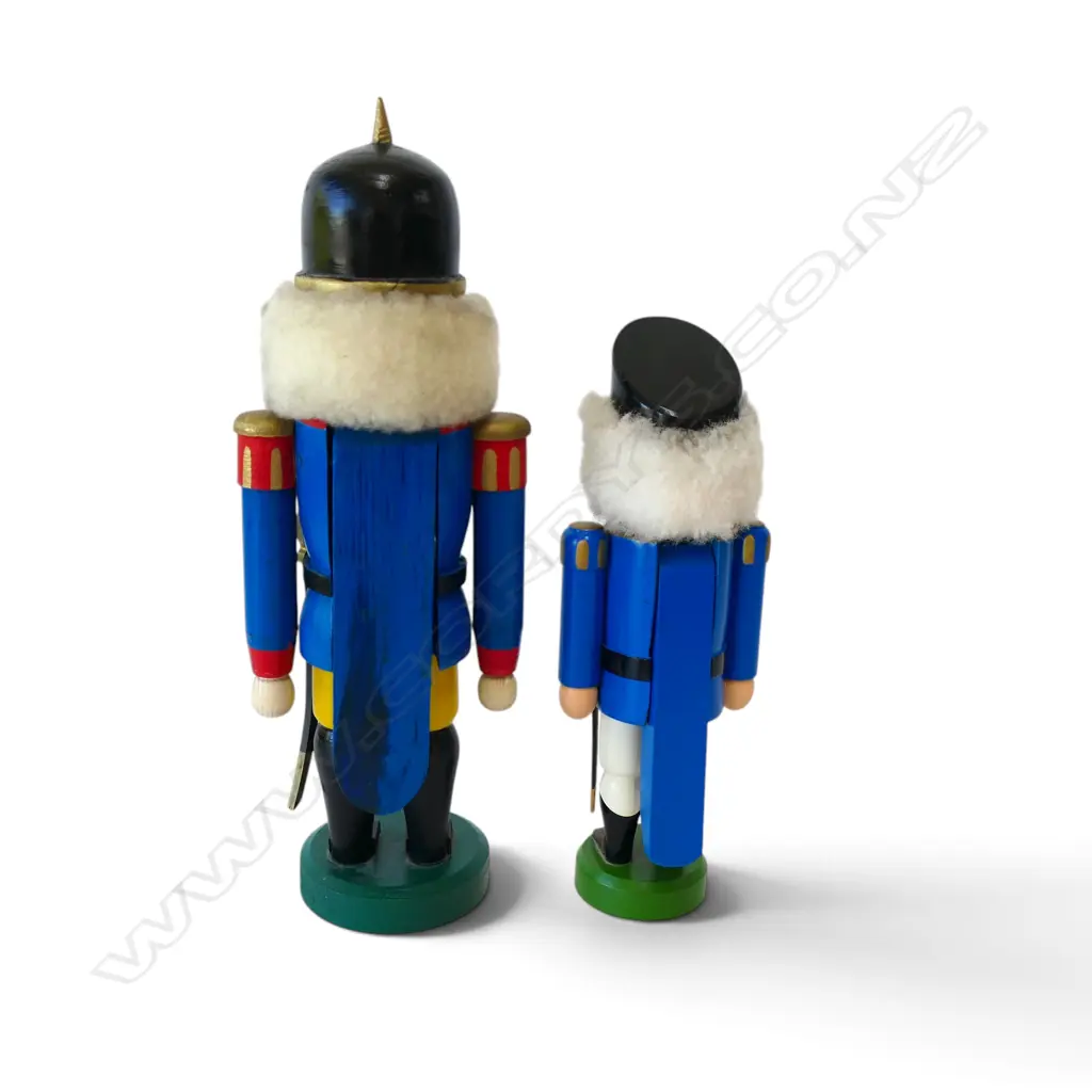 2 VINTAGE GERMAN NUT CRACKERS H.330mm Image 1++
