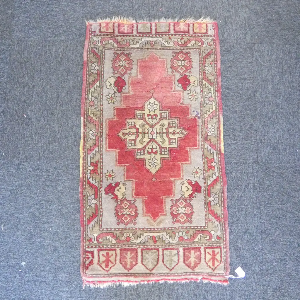 VINTAGE HAND KNOTTED ALL WOOL RUG insect damage to pile 1010x545mm Image 1++