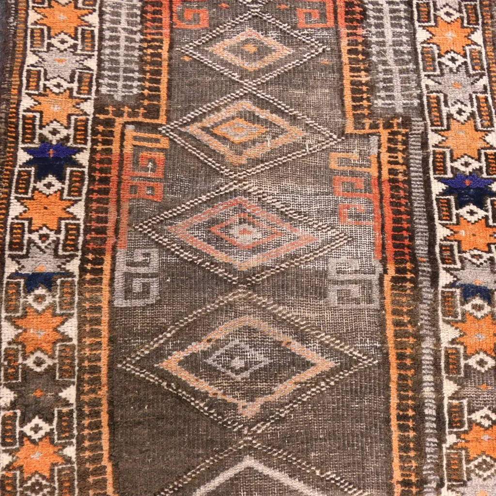 VINTAGE HAND KNOTTED PRAYER RUG BROWNS & ORANGE COLOURS SOME USE 1170xW690mm Image 1++