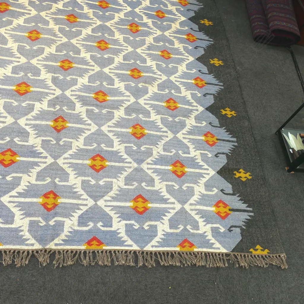 HANDMADE WOOL & JUTE KILIM RUG WITH TRIBAL GEOMETRIC PATTERN, 3200 X 3100 Image 1++