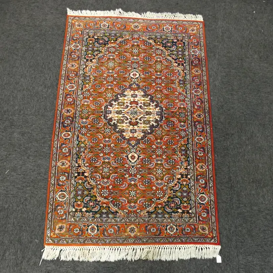 HAND KNOTTED WOOL PILE RUG 1550x950mm