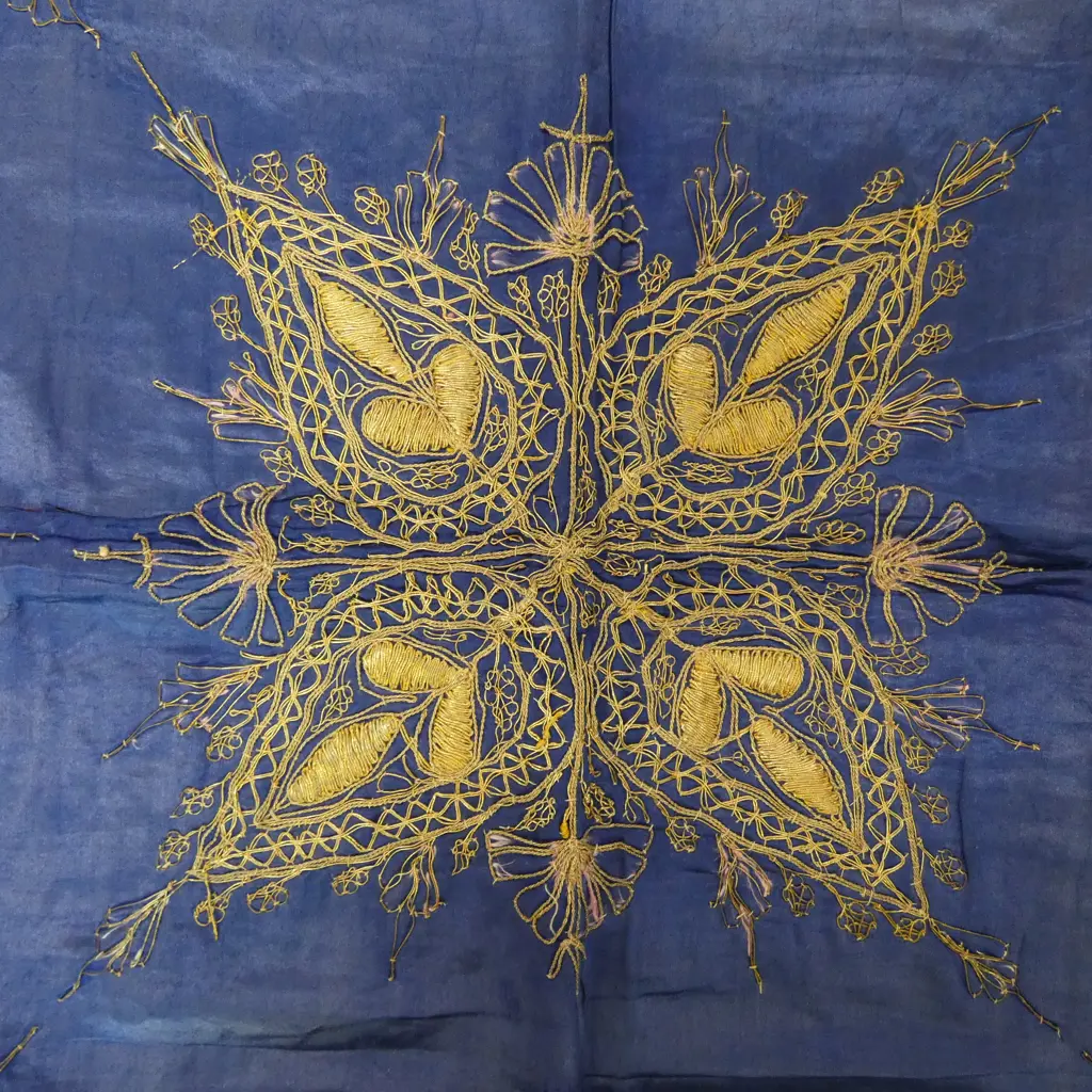 ANTIQUE GILT EMBROIDERED COVER 1150 X 1150mm Image 1++