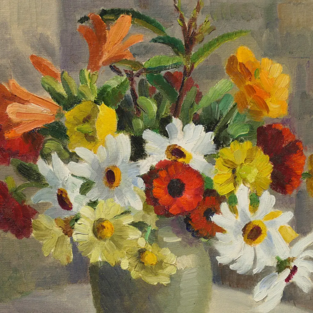 DOROTHY MILNE, VASE OF FLOWERS STILL LIFE, OIL ON BOARD 350x390mm Image 1++