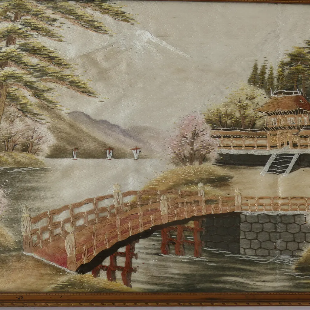 FRAMED JAPANESE HAND EMBROIDERED TAPESTRY MOUNT FUJI 45CMX 29CM Image 1++