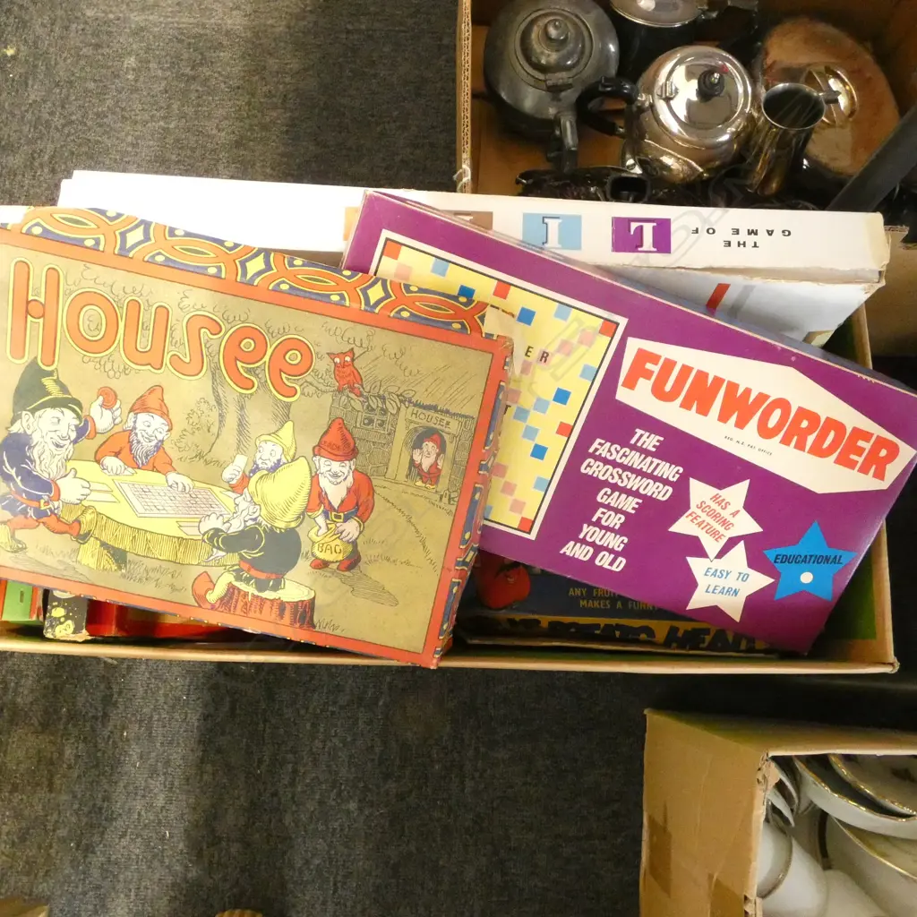 ASST. VINTAGE GAMES, PUZZLES etc Image 1++