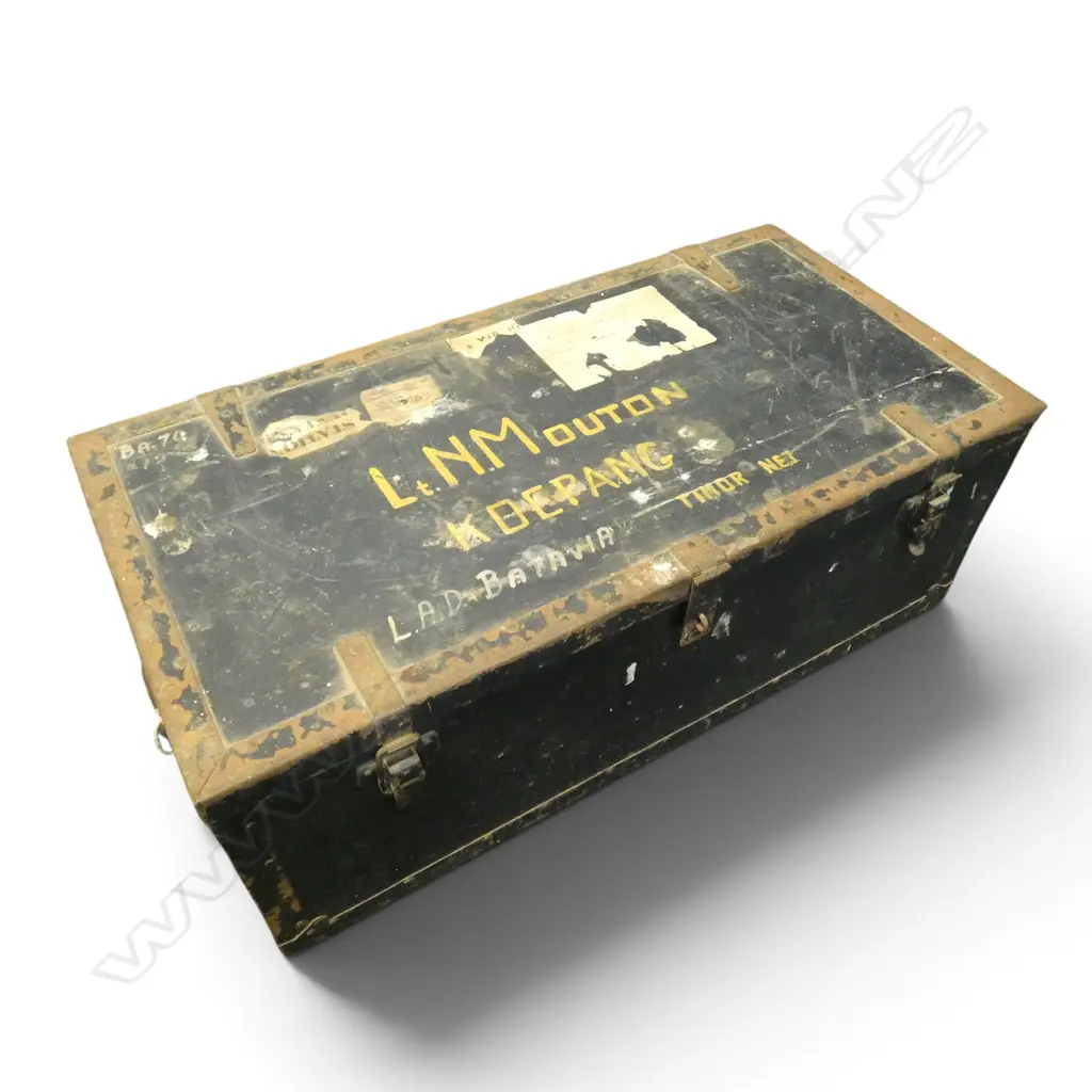 VINTAGE TRAVEL TRUNK 920x460x330mm Image 1++