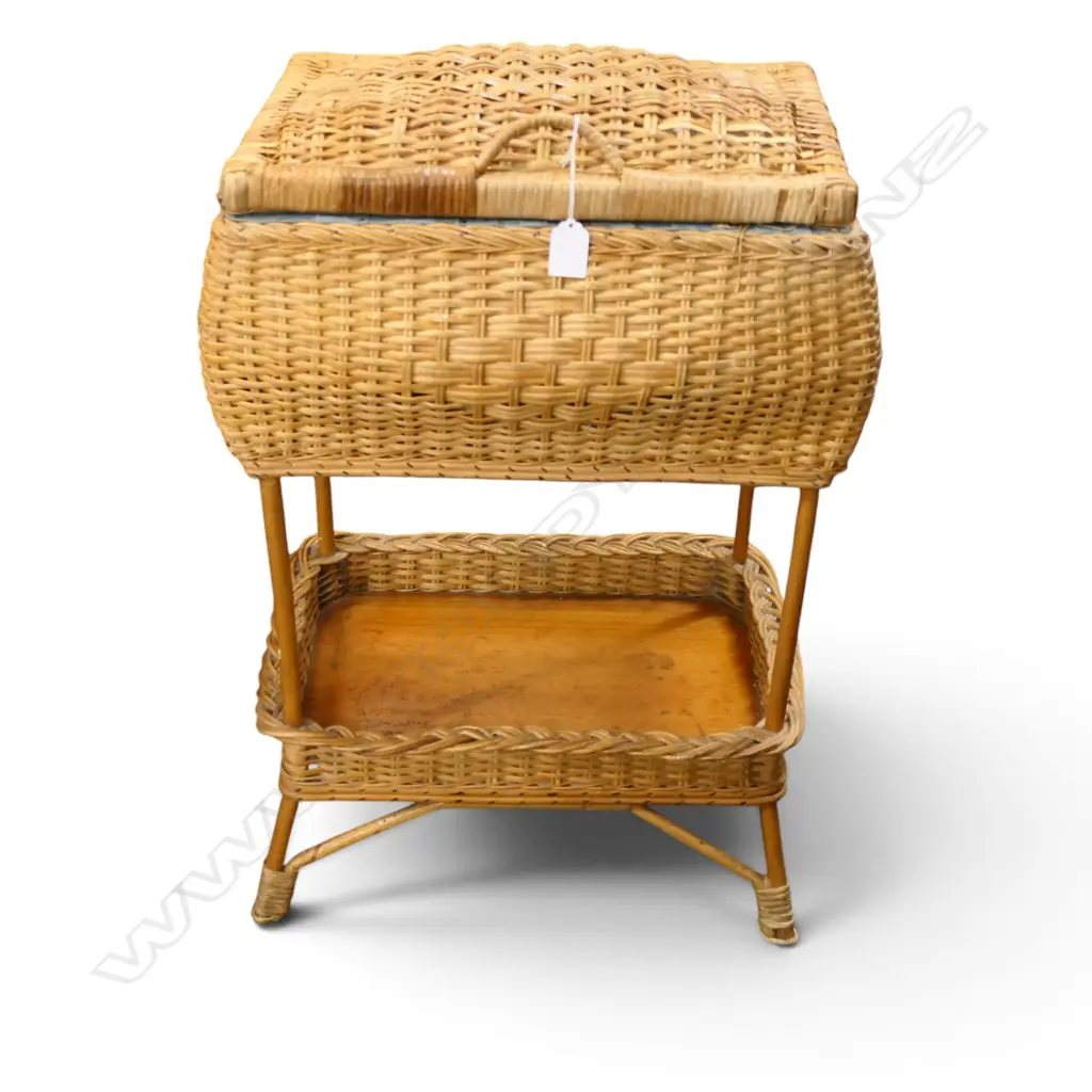 VINTAGE SEWING BASKET H.700mm Image 1++