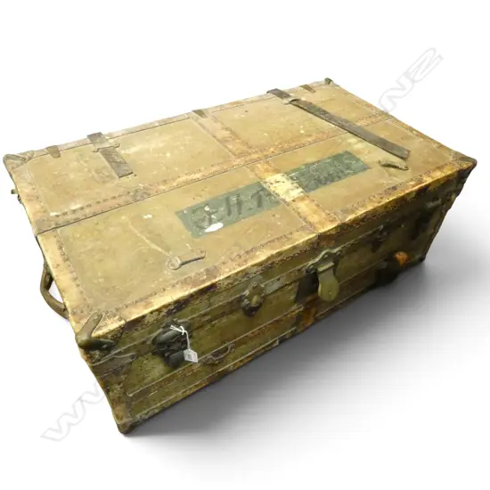 ANTIQUE TRUNK 885x500x340mm