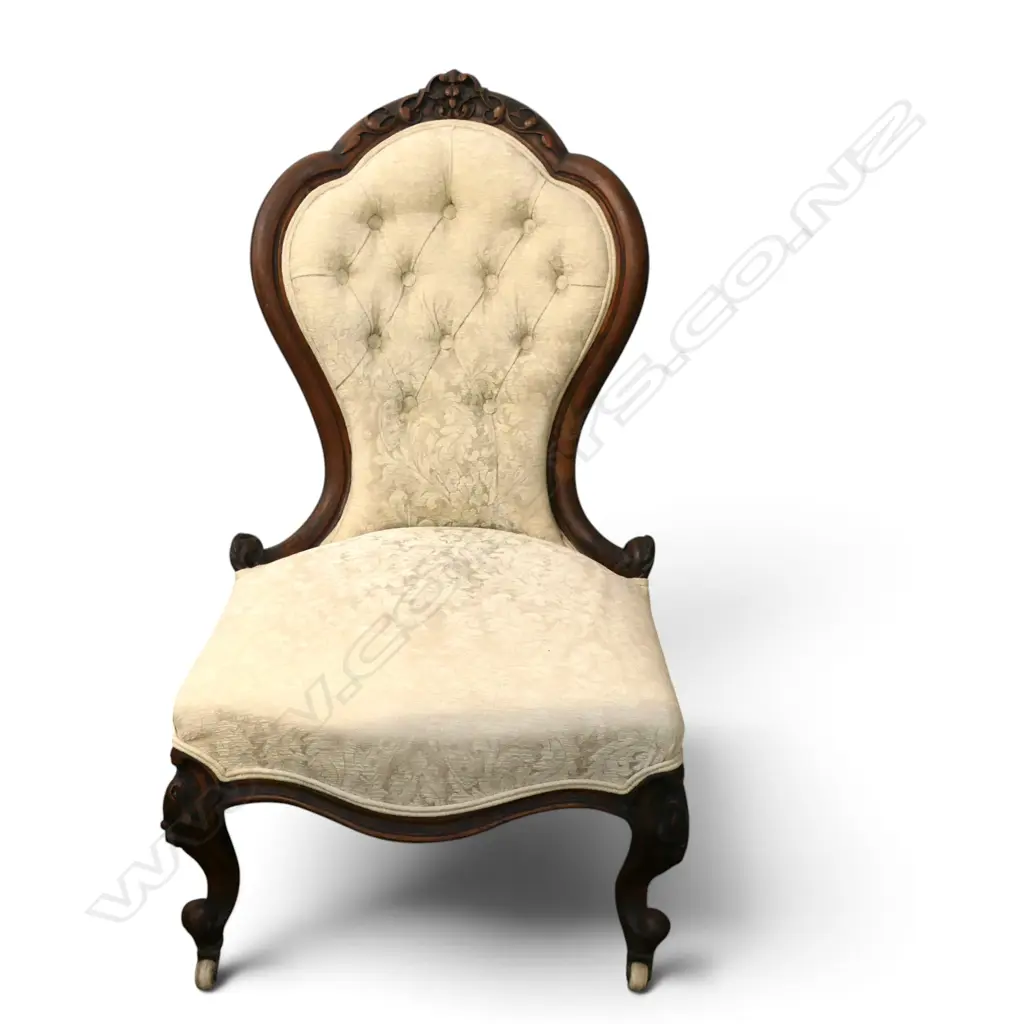 VICTORIAN GRANDMOTHERS CHAIR  Image 1++