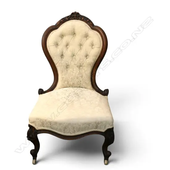VICTORIAN GRANDMOTHERS CHAIR 