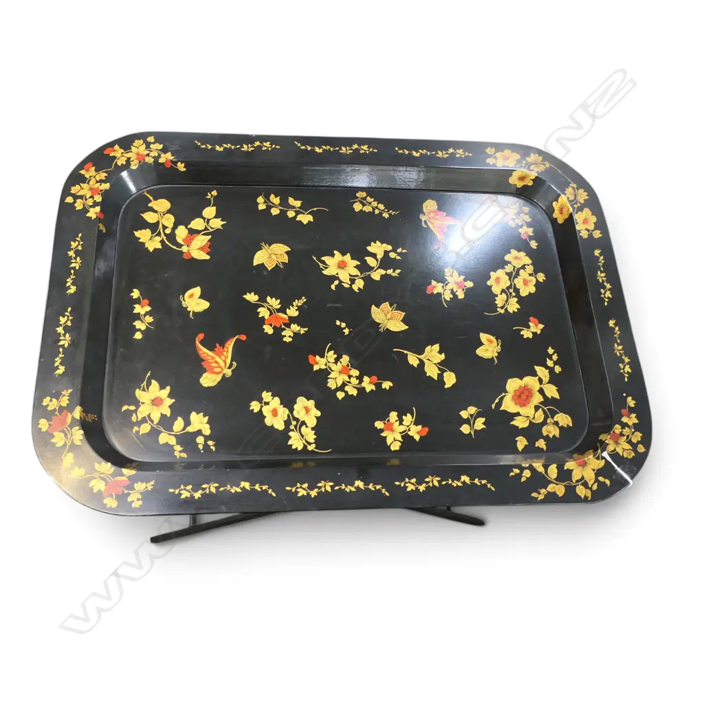 ITALIAN TRAY TABLE 560x770x595mm Image 1++