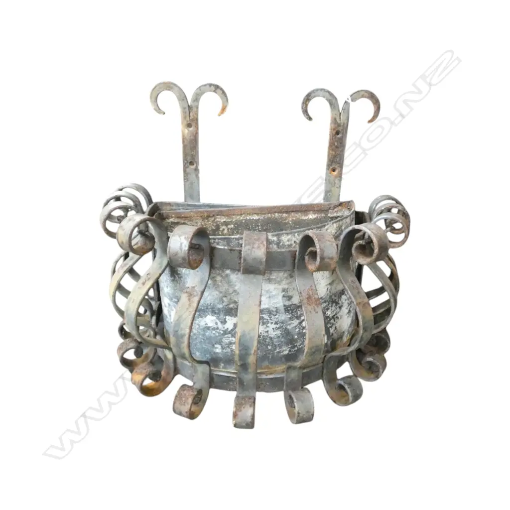 PR WROUGHT IRON METAL PLANTERS H.430mm Image 1++