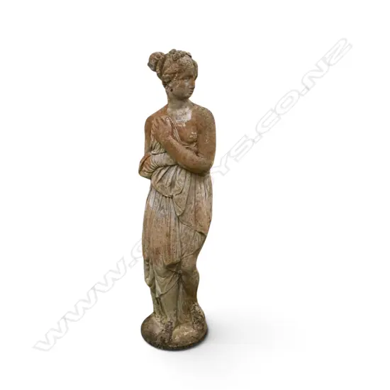 CAST CONRETE GARDEN SCULPTURE H.760mm