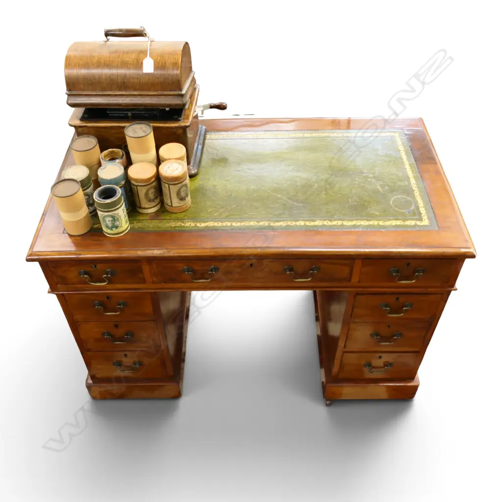DESK w. GREEN LEATHER INLAID TOP 1070x585x730mm Image 1++