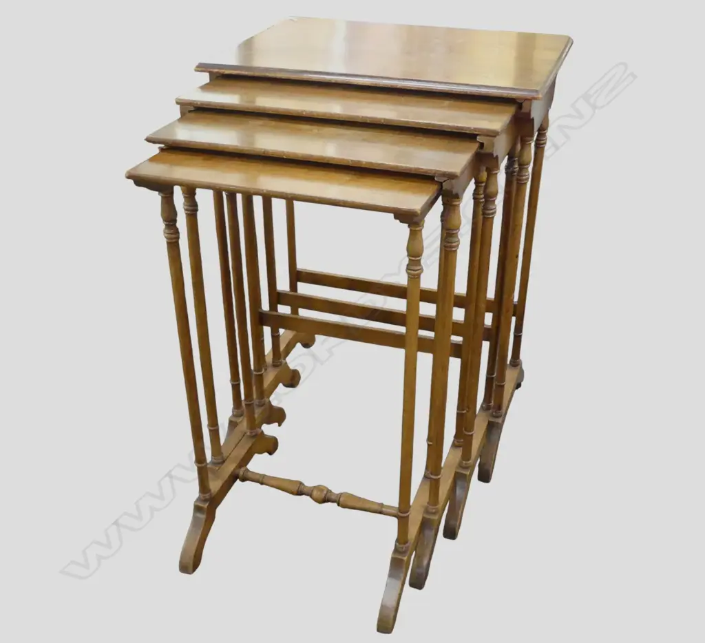 EDWARDIAN QUARTTETO NEST OF 4 WALNUT TABLES with BADA British Antique Dealers Assoc sticker Image 1++